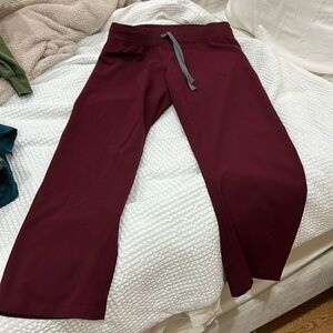 Wine color figs pants